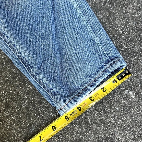 American Eagle AE Ripped Distressed Relaxed Mom Jean Daylight Destroy US 0 Reg - Picture 8 of 11